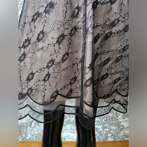 Authentic Valentino Lace-Overlay Dress - Picture 3 of 12